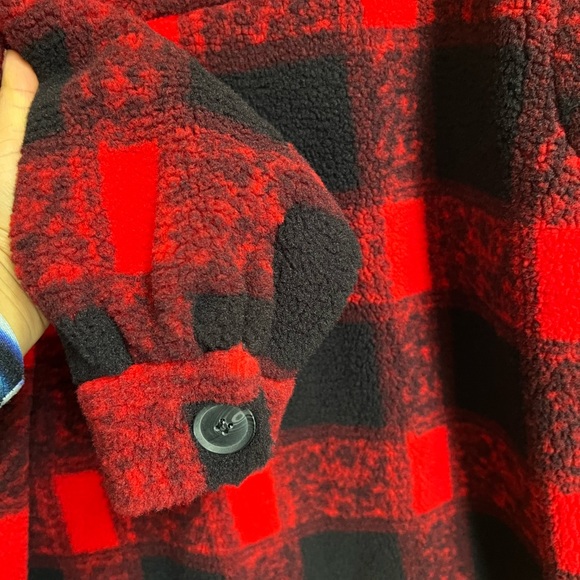 C&C California Shearling Shirt Jacket - Picture 8 of 9